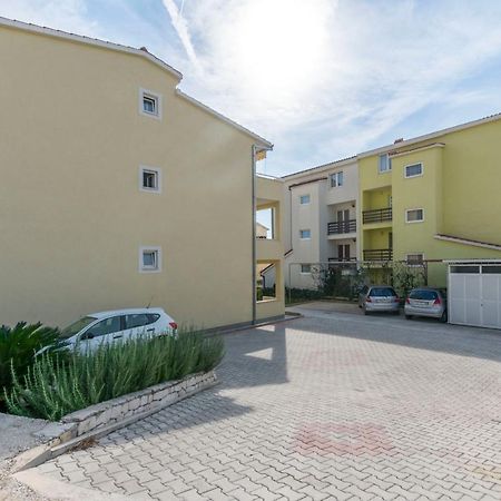 Apartments Srecko Duće Buitenkant foto